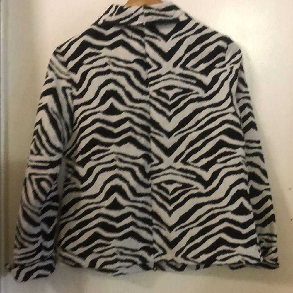 Jacket - Picture 2 of 3